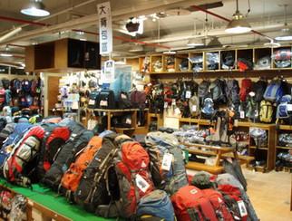 呼和浩特北緯線戶外用品店 探索電子產(chǎn)品的戶外升級(jí)